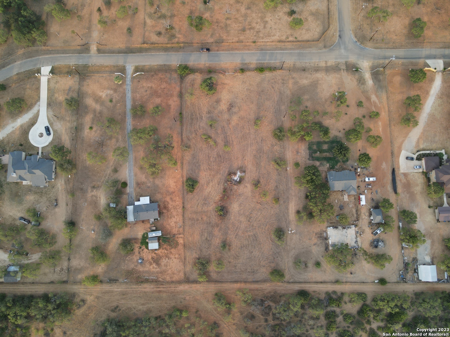 140 South View Lytle, TX 78052 - Photo 4 of 5