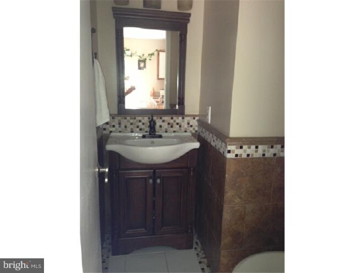 149 Crossing Way Lindenwold, NJ 08021 - Photo 12 of 23 Bathroom