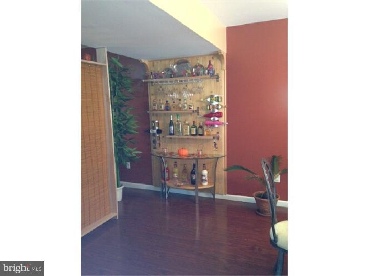 149 Crossing Way Lindenwold, NJ 08021 - Photo 4 of 23 Dining Room