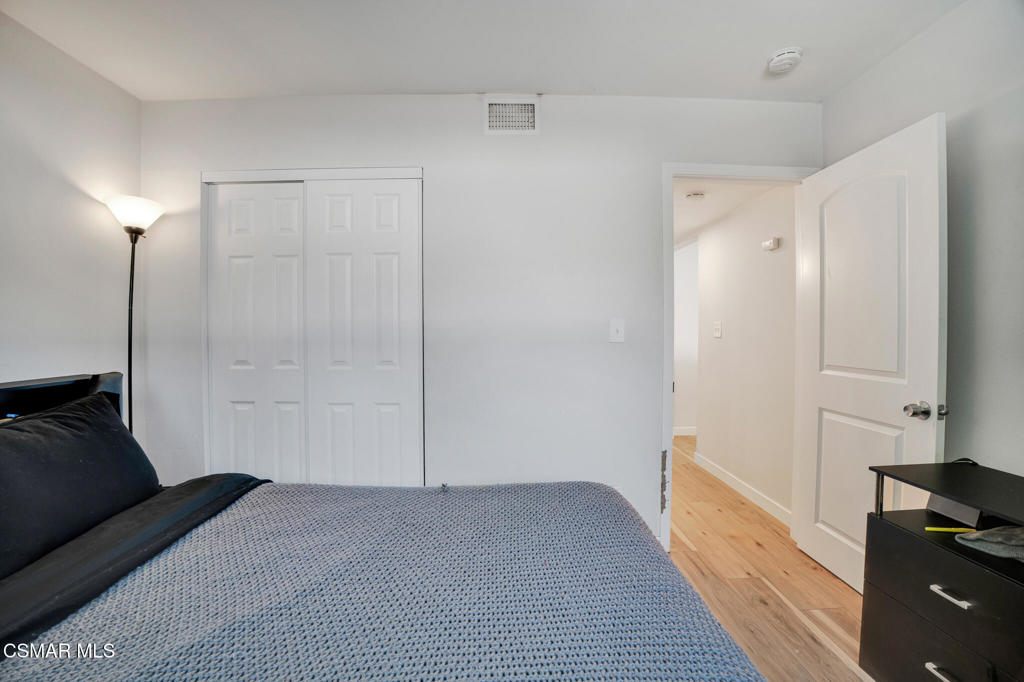 926 Talbert Avenue Simi Valley, CA 93065 - Photo 17 of 41 a view of a bedroom with closet area
