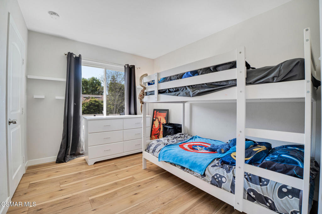 926 Talbert Avenue Simi Valley, CA 93065 - Photo 21 of 41 a bed room with a bed and a window
