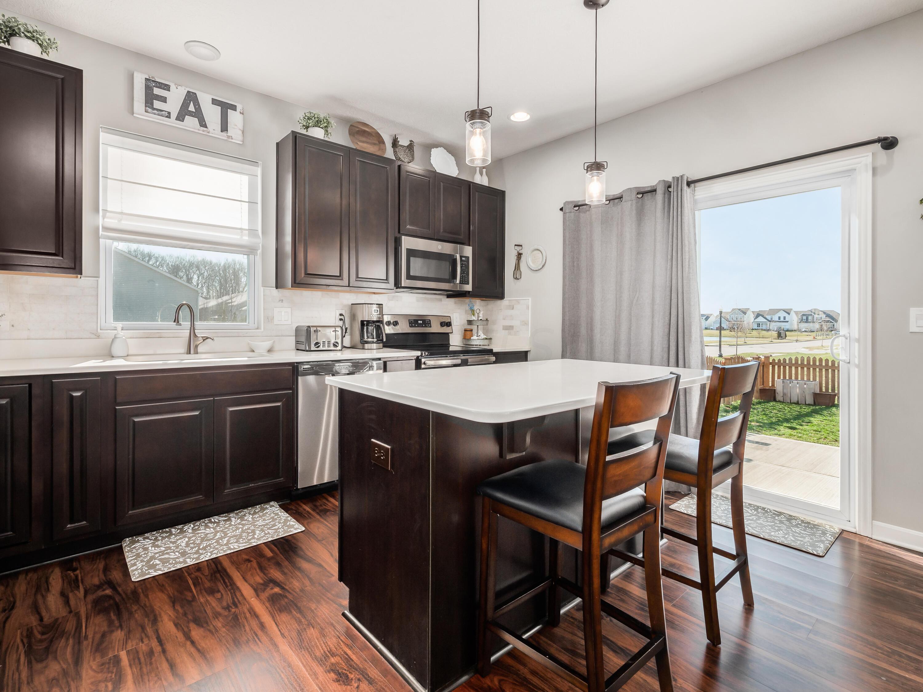 6819 Brooklyn Heights Road Westerville, OH 43081 - Photo 11 of 31 Kitchen
