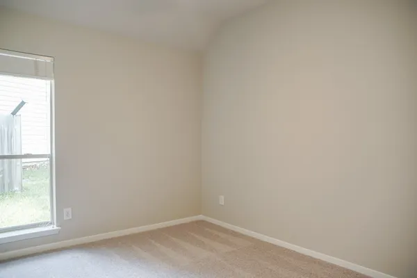 $2,600 | 91 North Willow Point Circle, The Woodlands, TX 77382