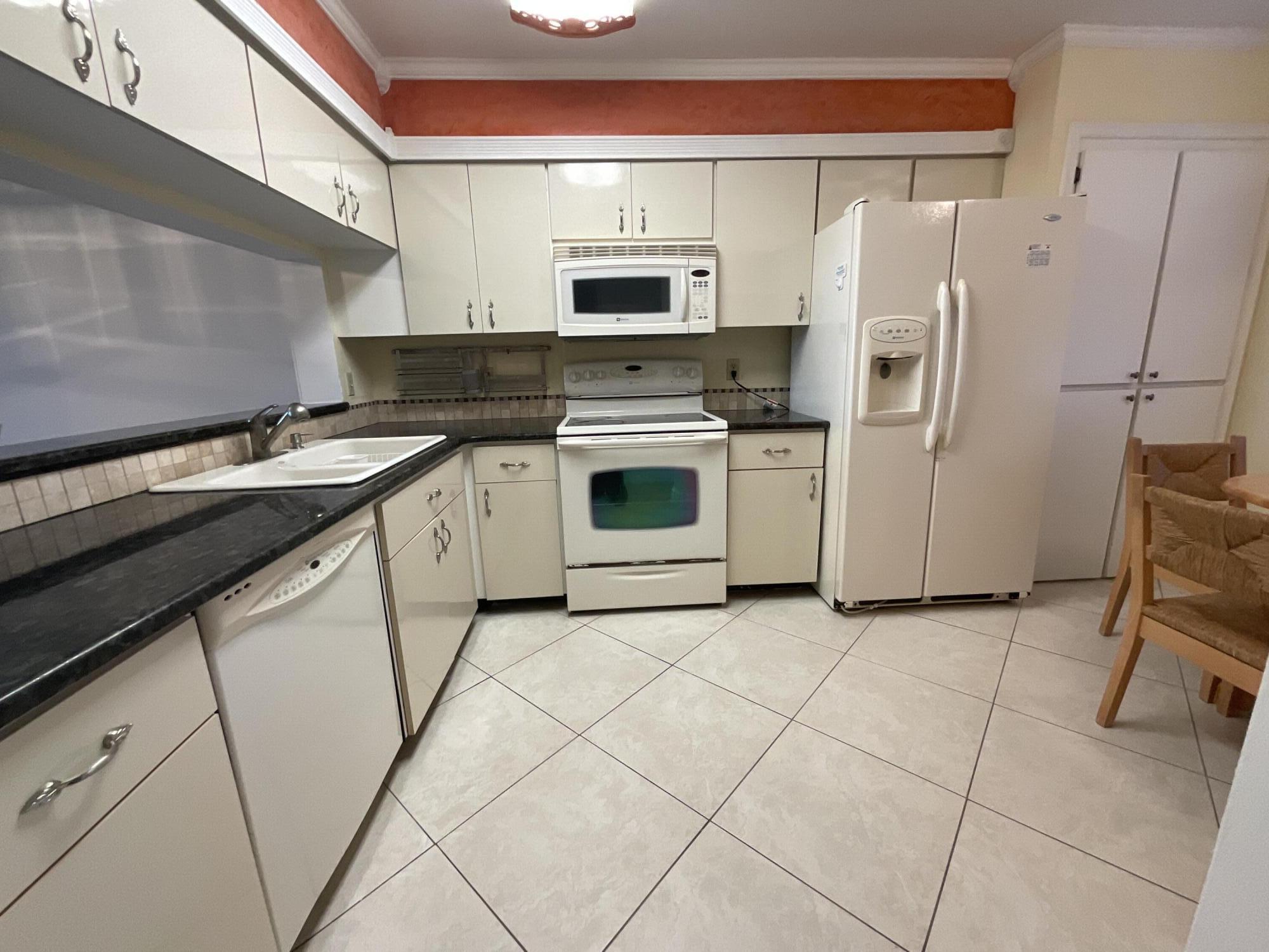 14475 Strathmore Lane, Unit 501 Delray Beach, FL 33446 - Photo 8 of 53 IMG_3128