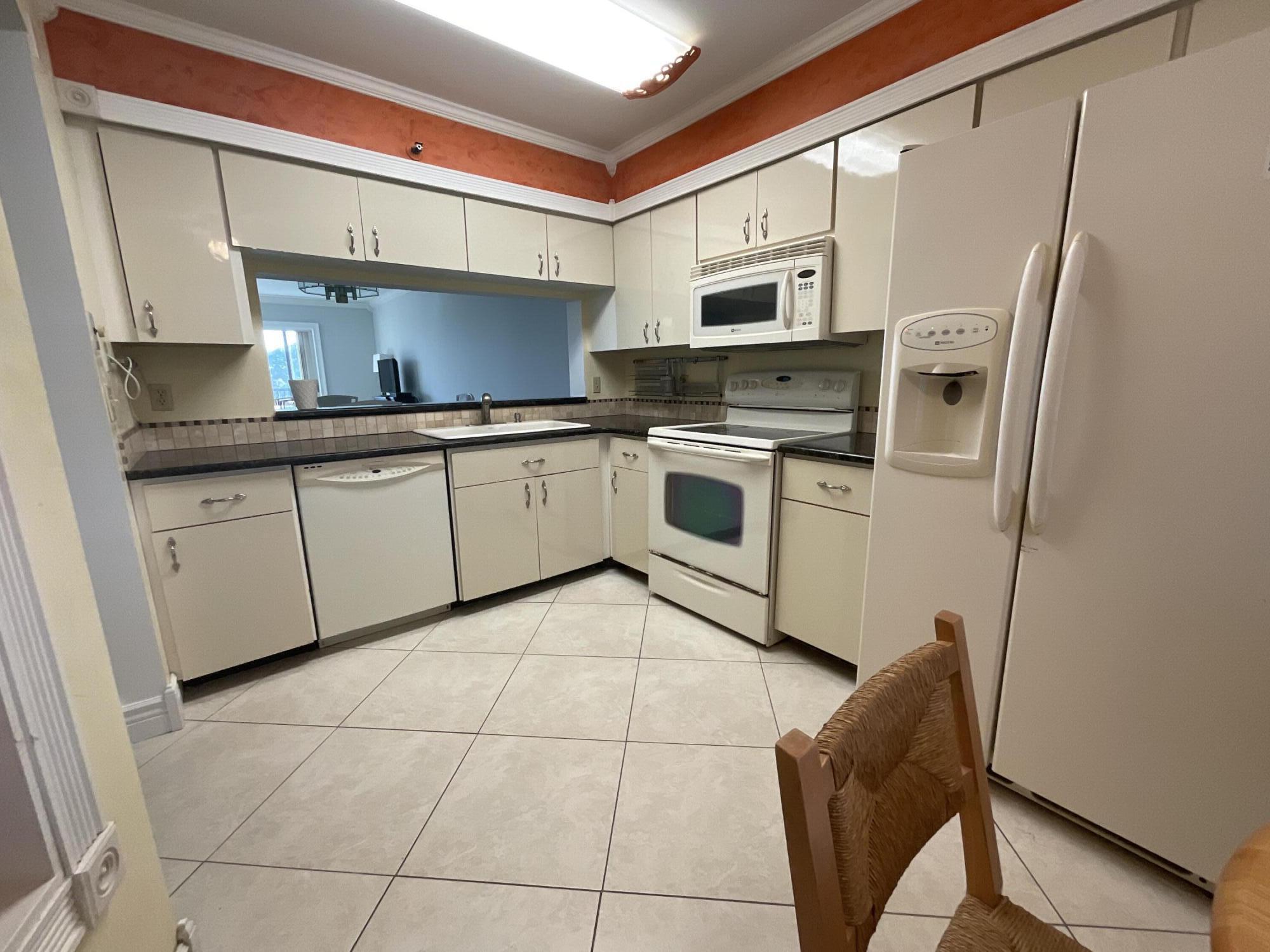 14475 Strathmore Lane, Unit 501 Delray Beach, FL 33446 - Photo 9 of 53 IMG_3090