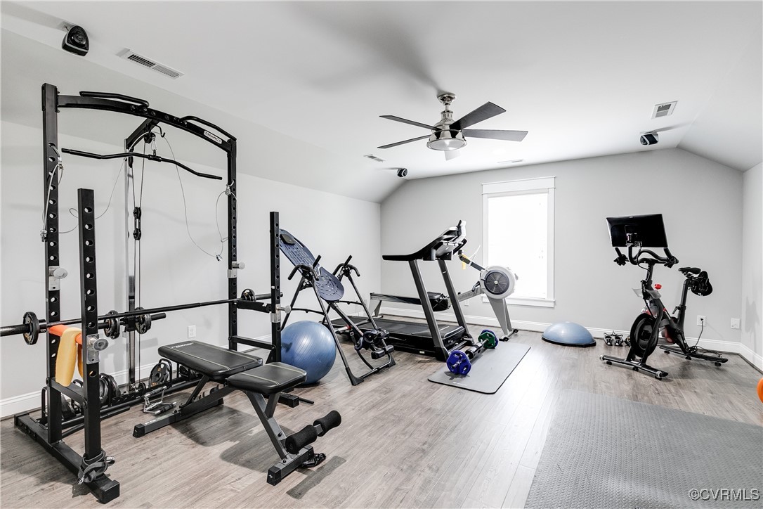 16506 Binley Road Midlothian, VA 23112 - Photo 40 of 49 a view of a room with gym equipment
