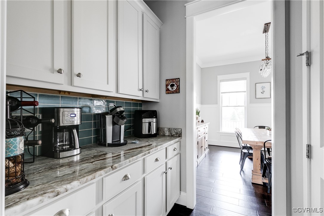16506 Binley Road Midlothian, VA 23112 - Photo 9 of 49 a kitchen with stainless steel appliances granite countertop a refrigerator and cabinets