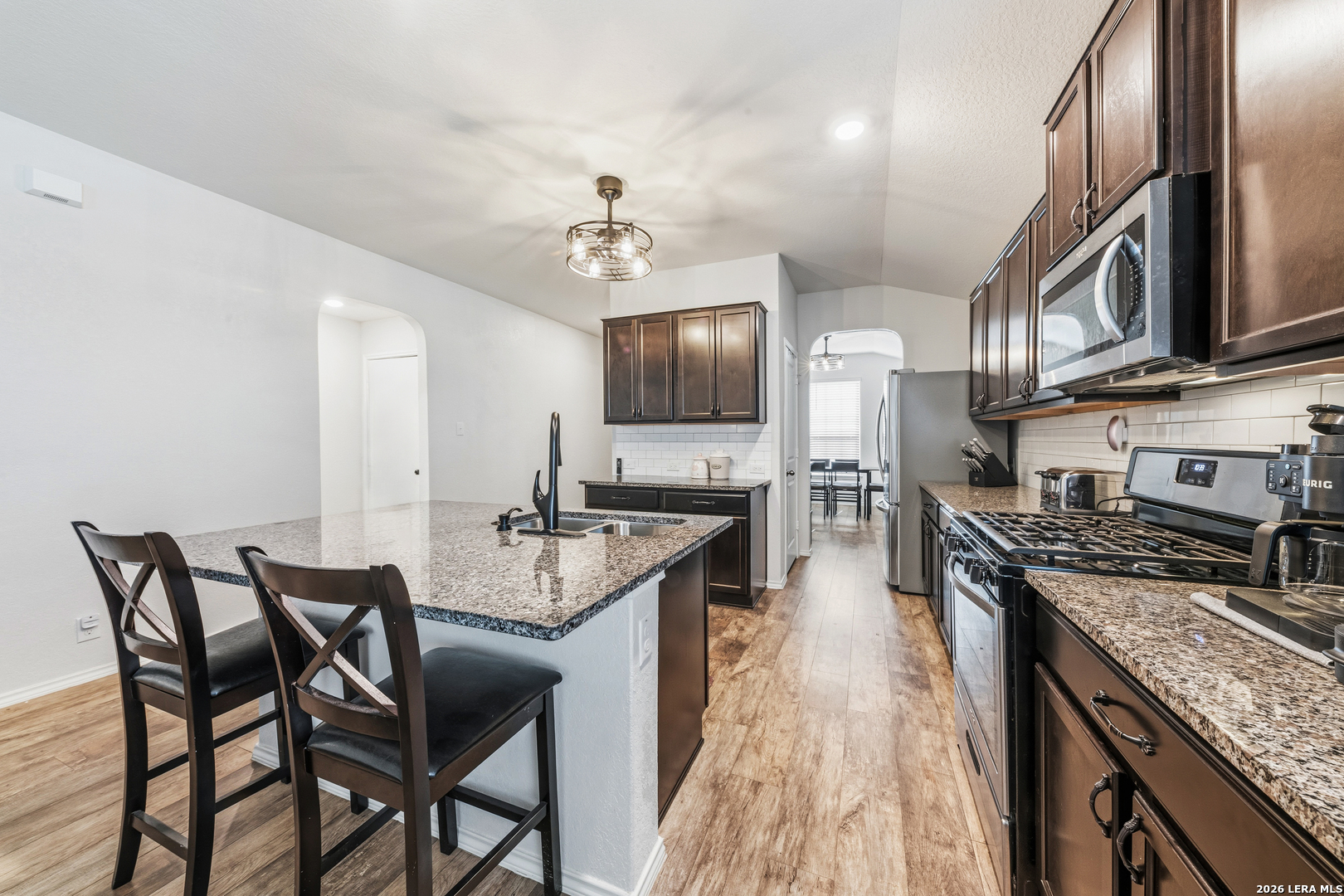6203 Tadpole Bluff Converse, TX 78109 - Photo 13 of 28