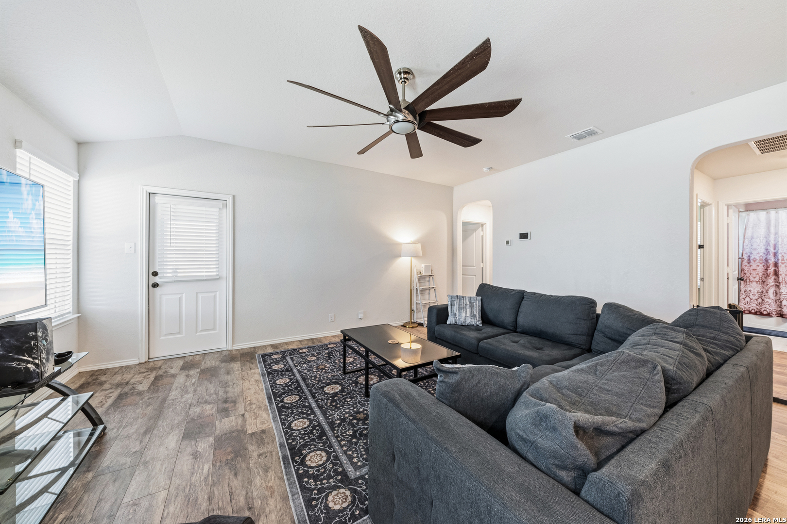 6203 Tadpole Bluff Converse, TX 78109 - Photo 10 of 28
