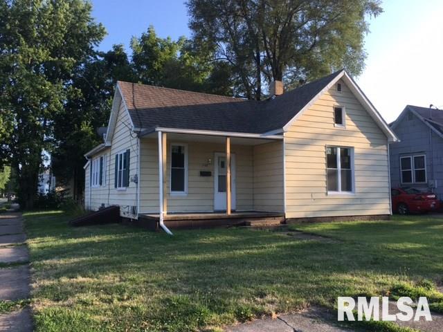 748 East Locust Street Canton, IL 61520 - Photo 1 of 25 Gallery Image 1