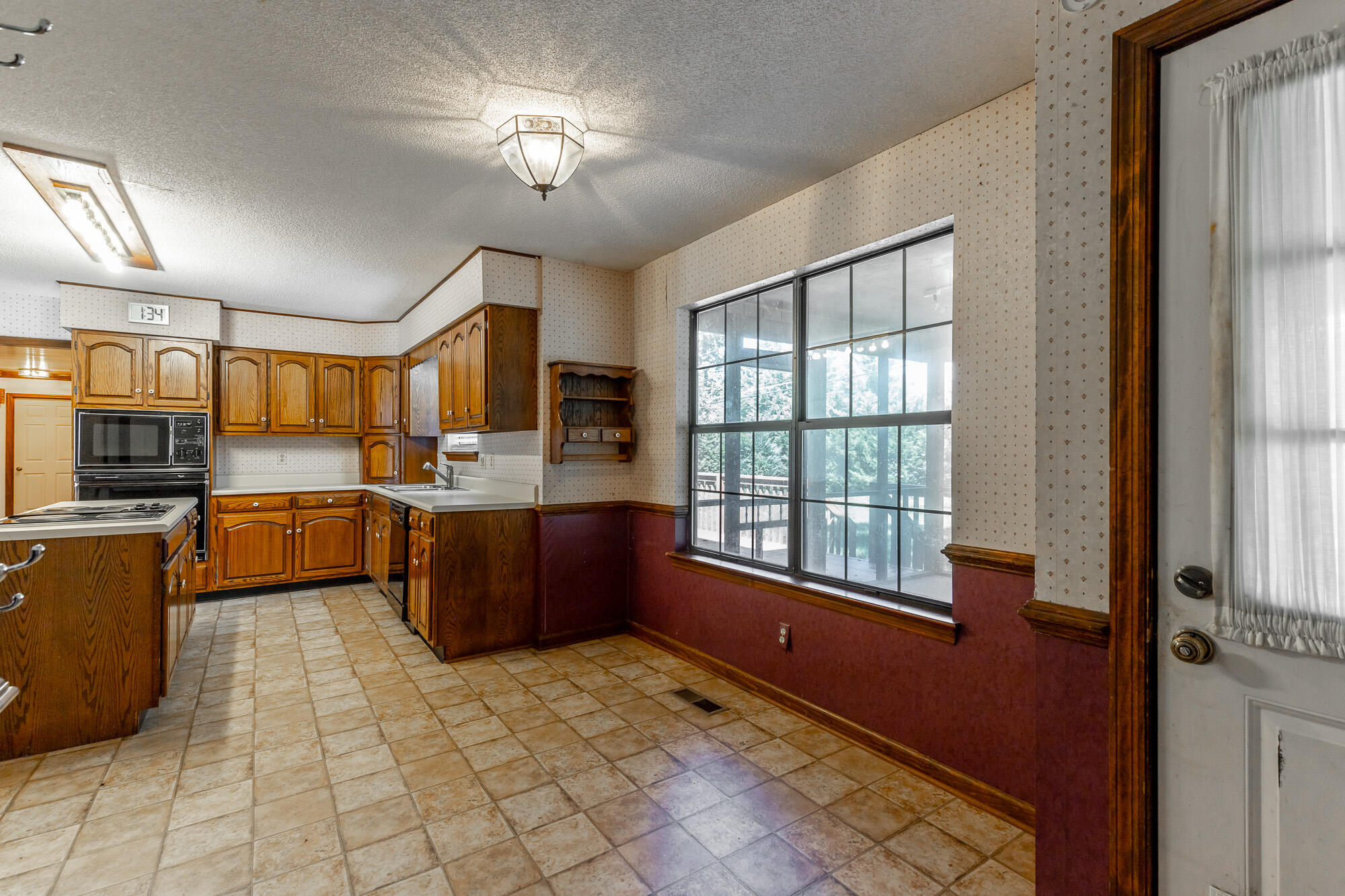 427 Valleybrook Road Hixson, TN 37343 - Photo 18 of 81 427 Valleybrook Road HD-51