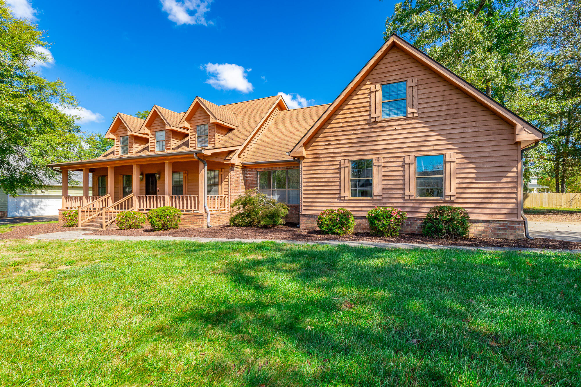 427 Valleybrook Road Hixson, TN 37343 - Photo 3 of 81 427 Valleybrook Road HD-10