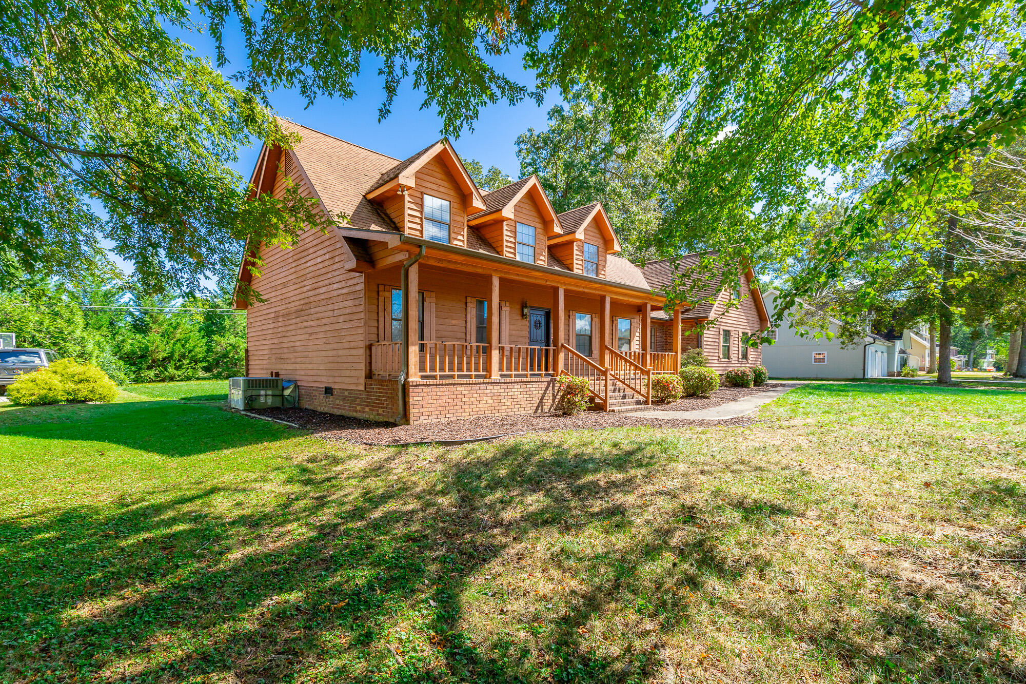 427 Valleybrook Road Hixson, TN 37343 - Photo 4 of 81 427 Valleybrook Road HD-2