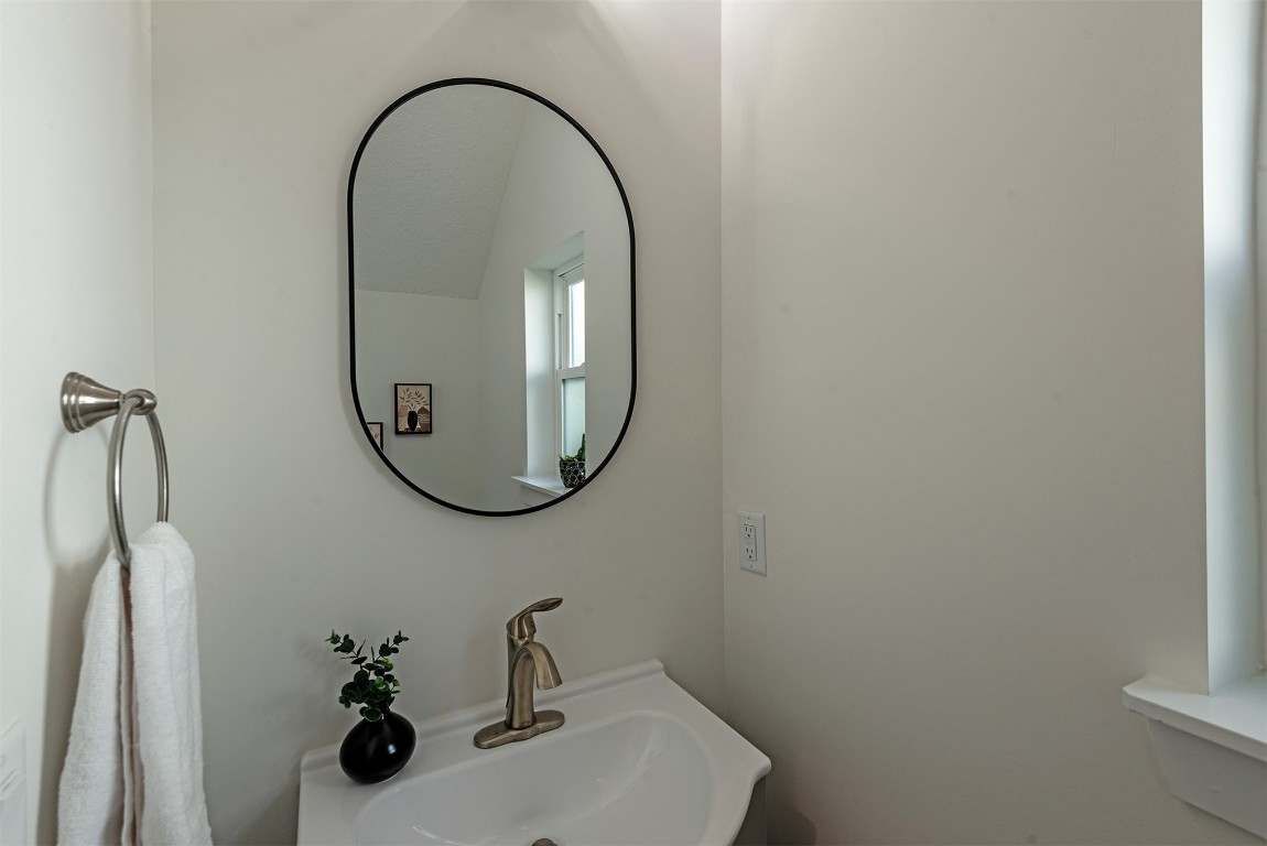 2031 Ryan Road Fernandina Beach, FL 32034 - Photo 5 of 48 Downstairs 1/2 Bath