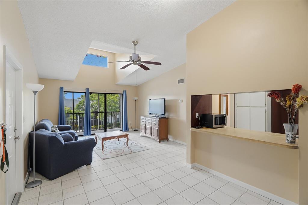 1182 Pine Ridge Circle West, Unit A3 Tarpon Springs, FL 34688 - Photo 7 of 37