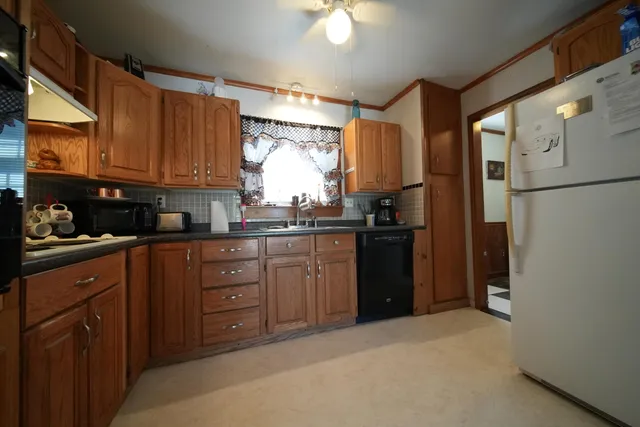 $170,000 | 23 Wilson Avenue, Houlton, ME 04730