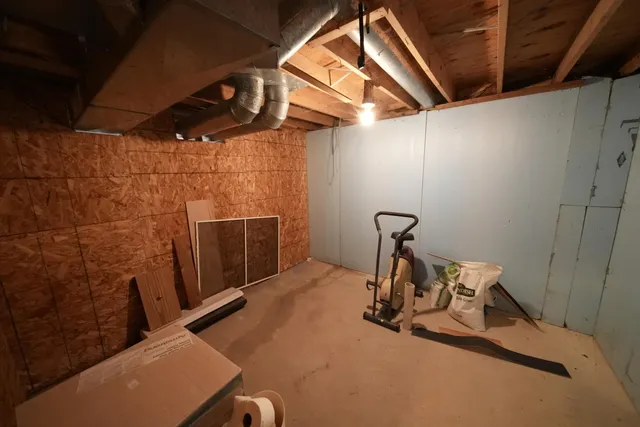 $170,000 | 23 Wilson Avenue, Houlton, ME 04730