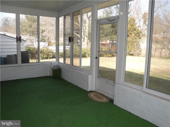 327 Sheffield Road Cherry Hill, NJ 08034 - Photo 17 of 23 Sun Room