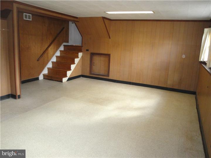 327 Sheffield Road Cherry Hill, NJ 08034 - Photo 7 of 23 Family Room