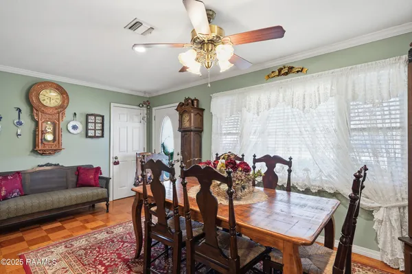 $216,500 | 160 Darwin Road, Franklin, LA 70538