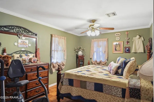 $216,500 | 160 Darwin Road, Franklin, LA 70538