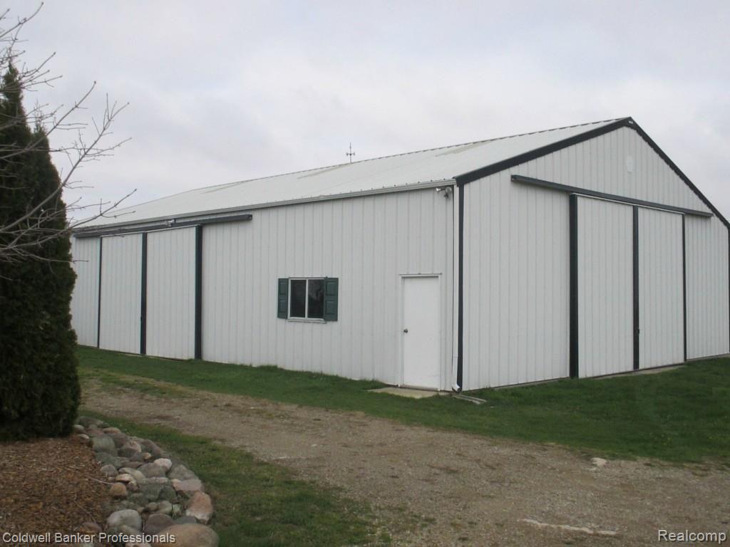 4101 Barnes Road North Branch, MI 48461 - Photo 44 of 90 IMG_1051.jpg