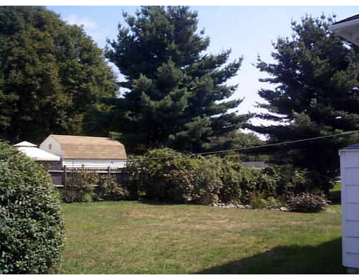 60 Howe Street Milton, MA 02186 - Photo 3 of 4 Gallery Image 3