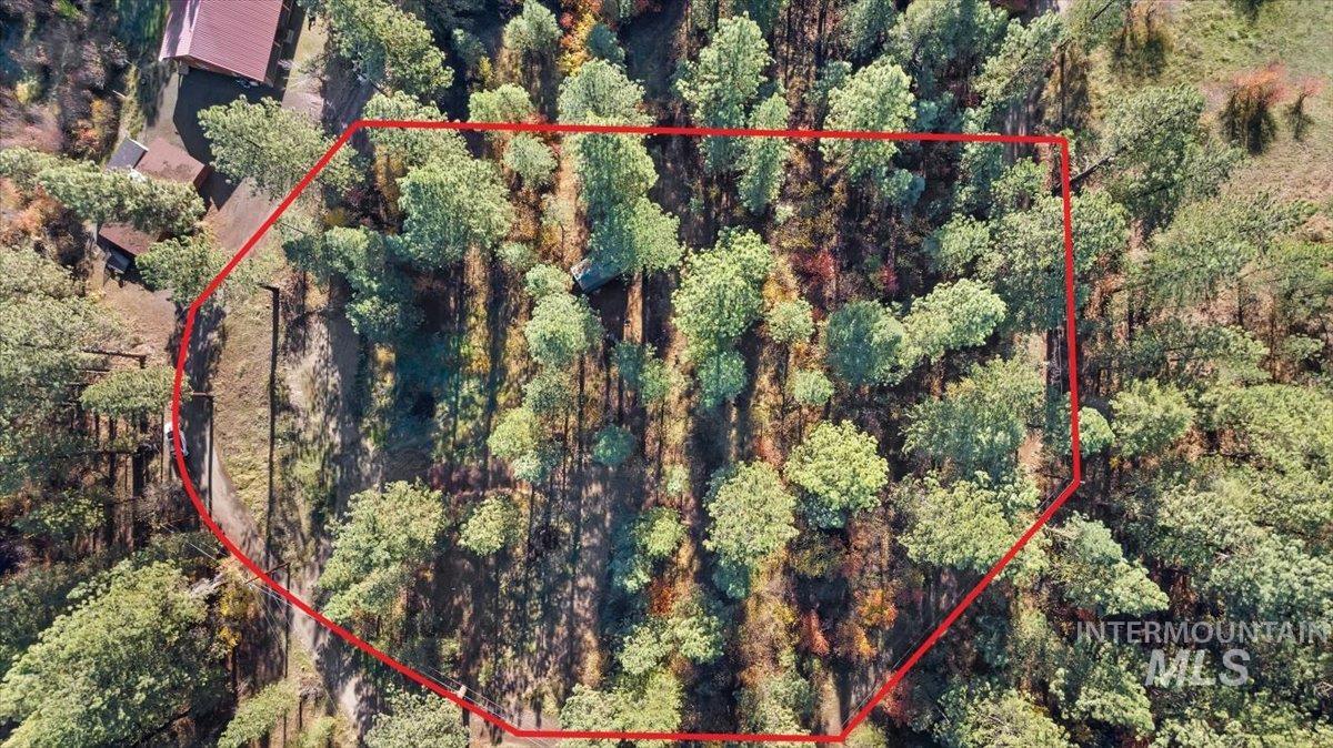 Lot 28 Horseshoe Rd Garden Valley Garden Valley, ID 83622 - Photo 16 of 28 Aerial view of property and surrounding area featuring property boundaries highlighted