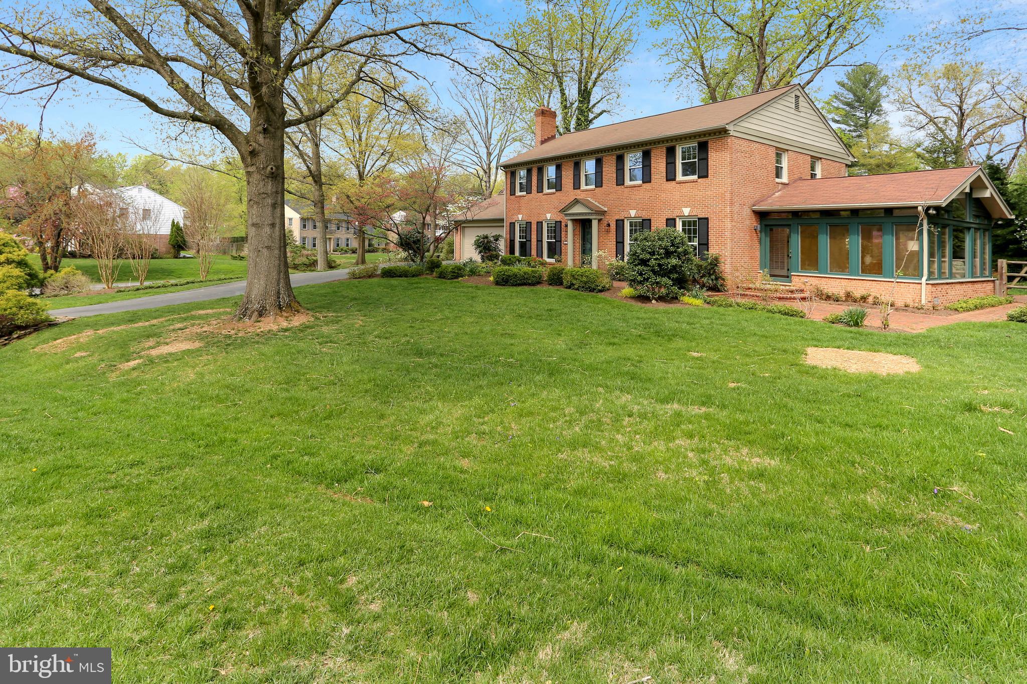 9017 Rouen Lane Potomac, MD 20854 - Photo 37 of 40 Front Yard