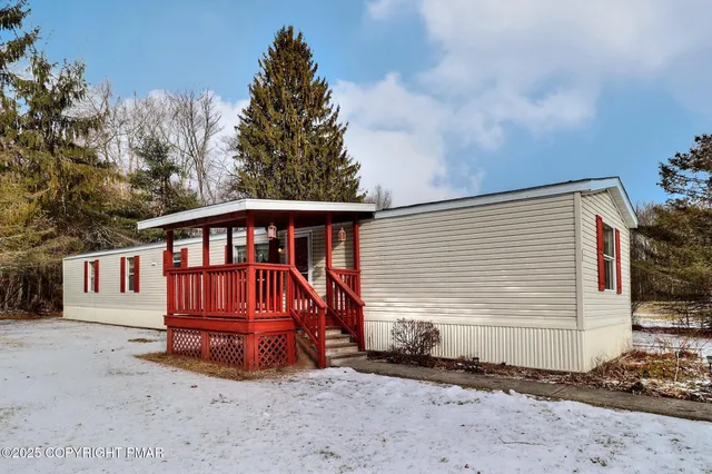 $79,800 | 205 Oak Run Lane, Stroudsburg, PA 18360