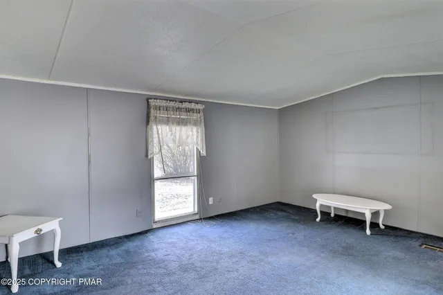 $79,800 | 205 Oak Run Lane, Stroudsburg, PA 18360