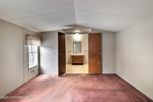 $79,800 | 205 Oak Run Lane, Stroudsburg, PA 18360