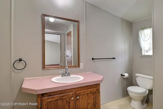 $79,800 | 205 Oak Run Lane, Stroudsburg, PA 18360