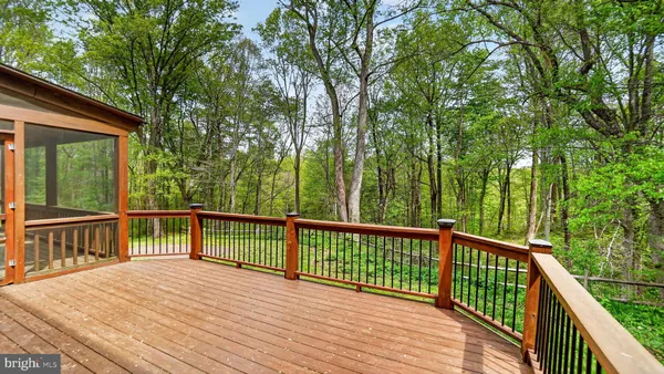 $650,000 | 328 Greenridge Drive, Dunkirk, MD 20754