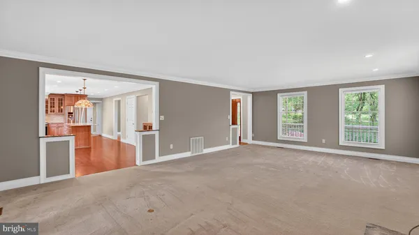 $650,000 | 328 Greenridge Drive, Dunkirk, MD 20754