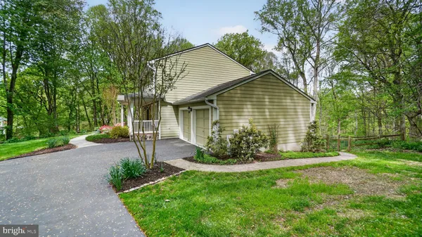 $650,000 | 328 Greenridge Drive, Dunkirk, MD 20754