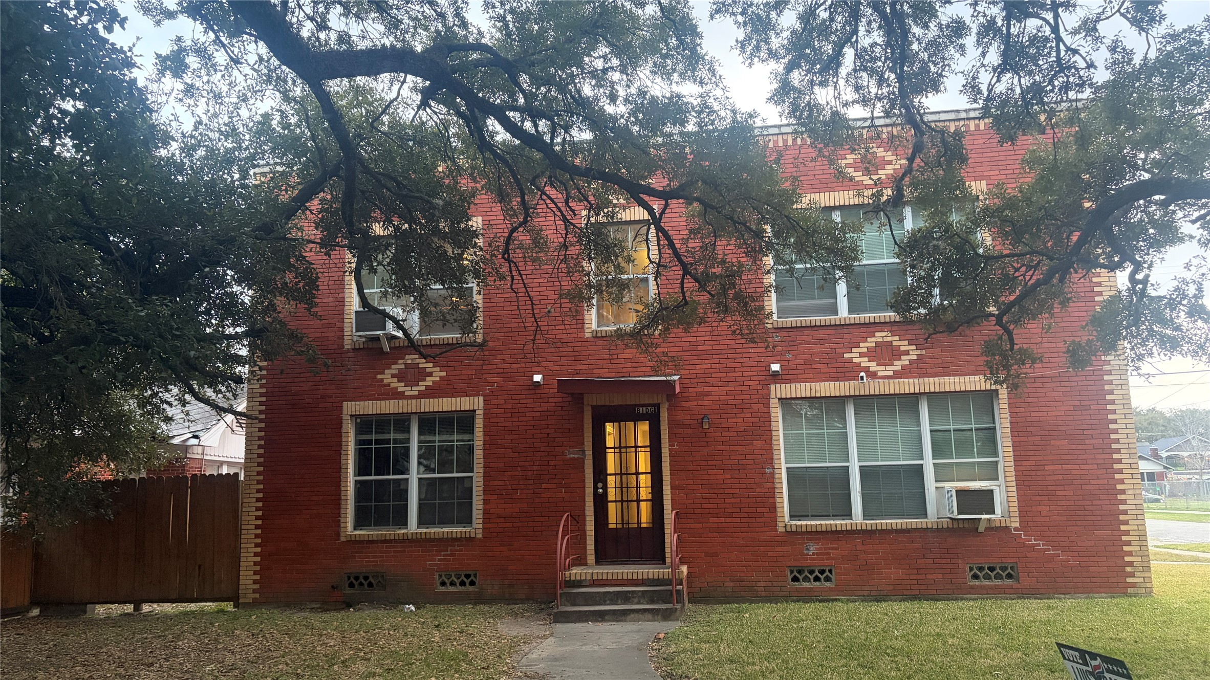 4302 Polk Street, Unit 8 Houston, TX 77023 - Photo 7 of 9 front view of a house