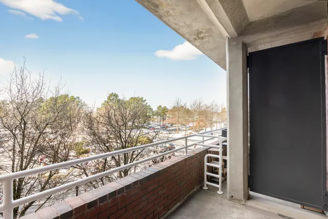 $298,500 | 148 Breakwater Drive, Unit 302, South Portland, ME 04106