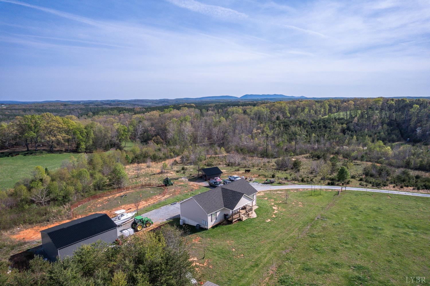 3570 Rock Cliff Road Bedford, VA 24523 - Photo 5 of 50