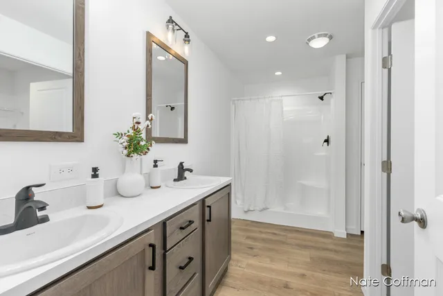 $249,900 | 920 South Ravenna Road, Ravenna, MI 49451