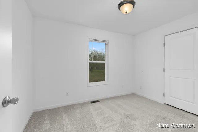 $249,900 | 920 South Ravenna Road, Ravenna, MI 49451