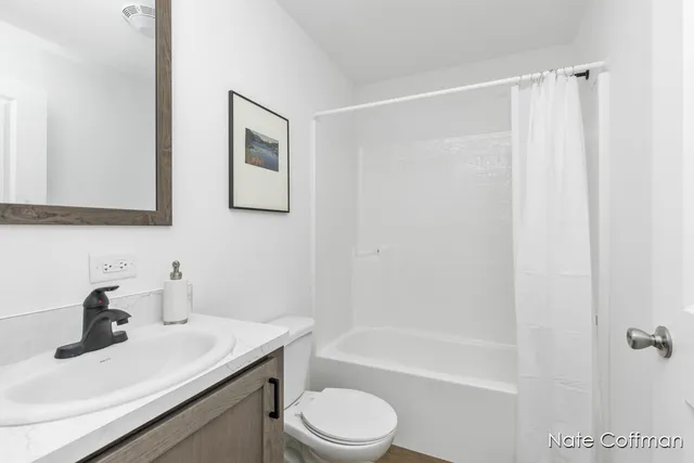 $249,900 | 920 South Ravenna Road, Ravenna, MI 49451