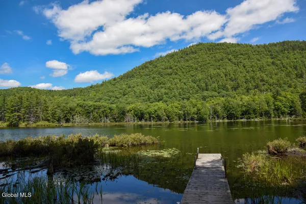 $59,900 | 204 Mountain Path, Johnsburg, NY 12853