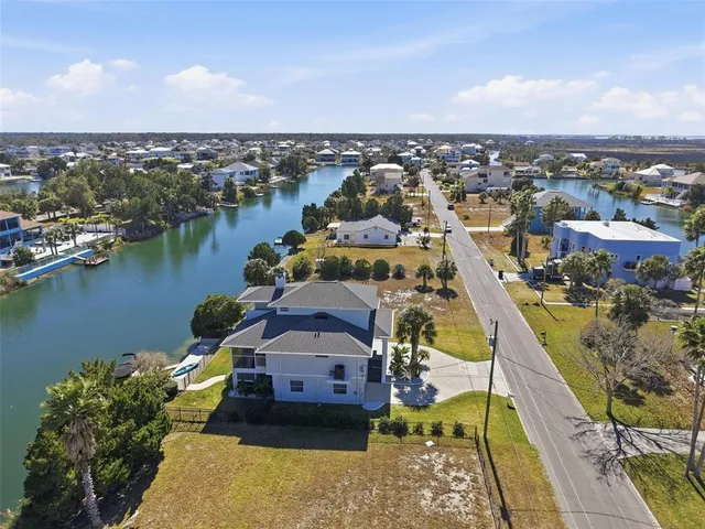 $599,000 | 3344 Gardenia Drive, Hernando Beach, FL 34607