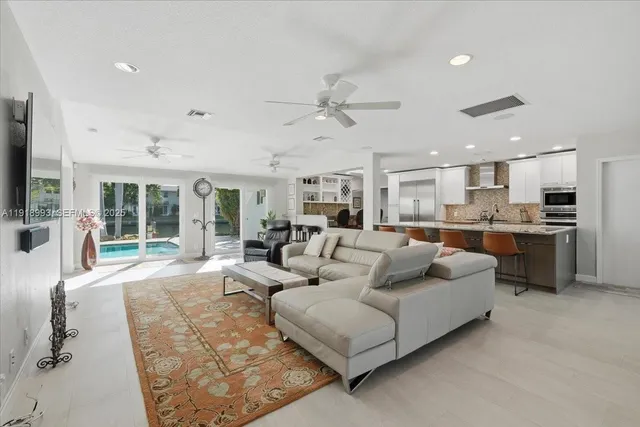 $2,150,000 | 2662 Northeast 3rd Street, Pompano Beach, FL 33062