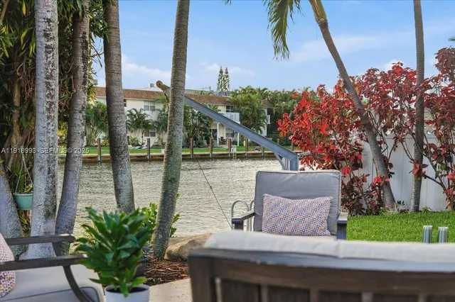 $2,150,000 | 2662 Northeast 3rd Street, Pompano Beach, FL 33062