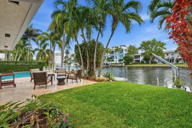 $2,150,000 | 2662 Northeast 3rd Street, Pompano Beach, FL 33062