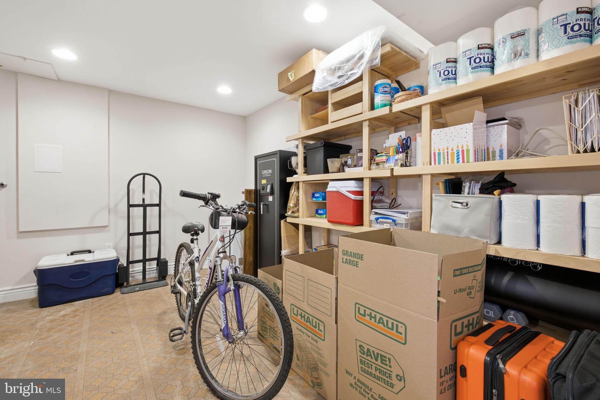 11937 Bayswater Road Gaithersburg, MD 20878 - Photo 40 of 55 Organized storage space with bike.
