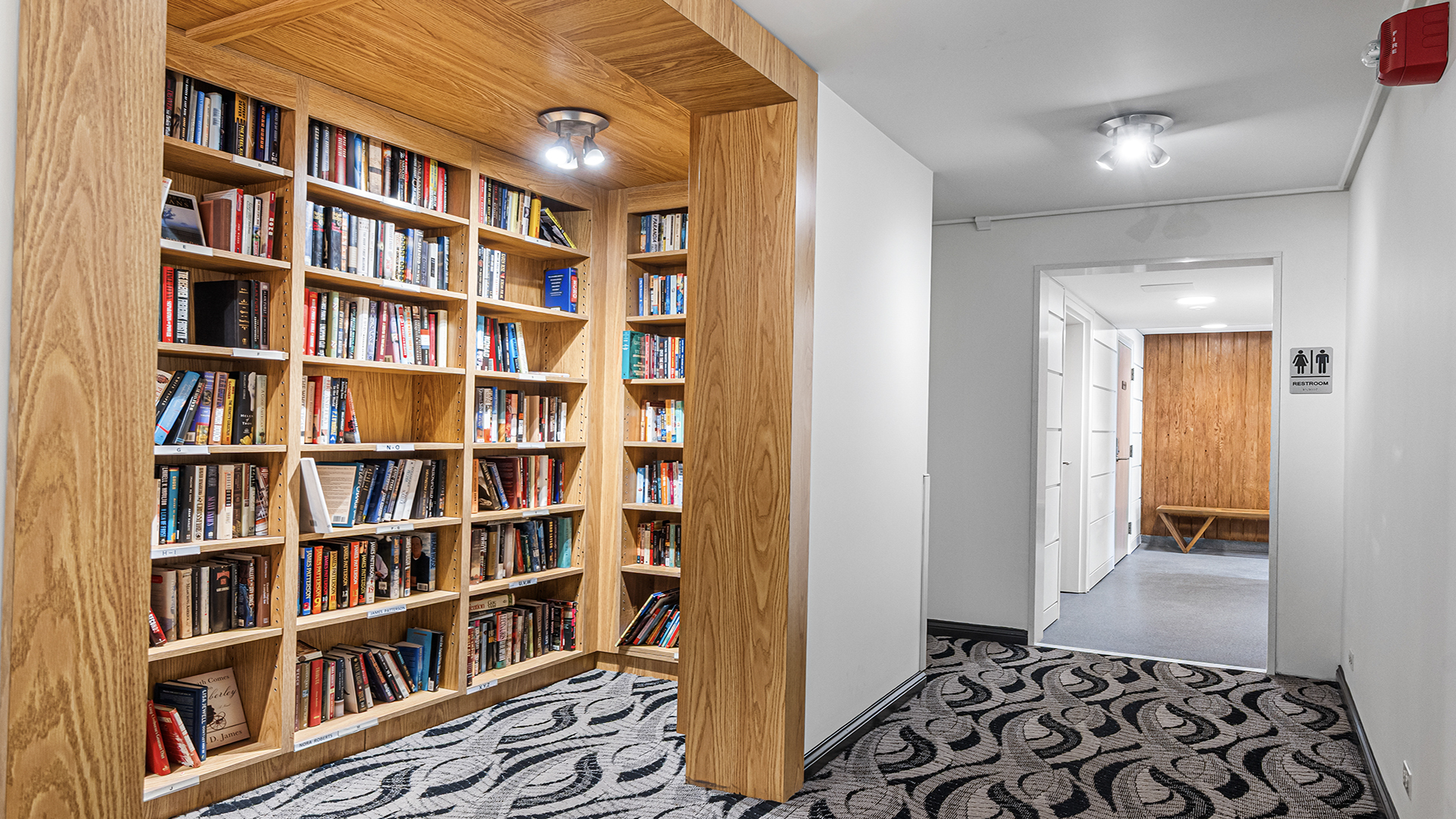 6007 North Sheridan Road, Unit 34G Chicago, IL 60660 - Photo 17 of 20