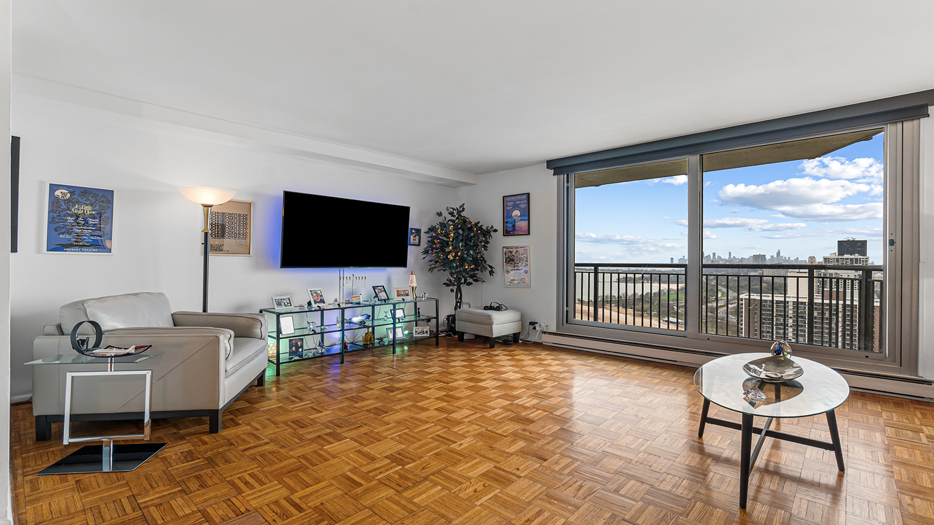 6007 North Sheridan Road, Unit 34G Chicago, IL 60660 - Photo 3 of 20